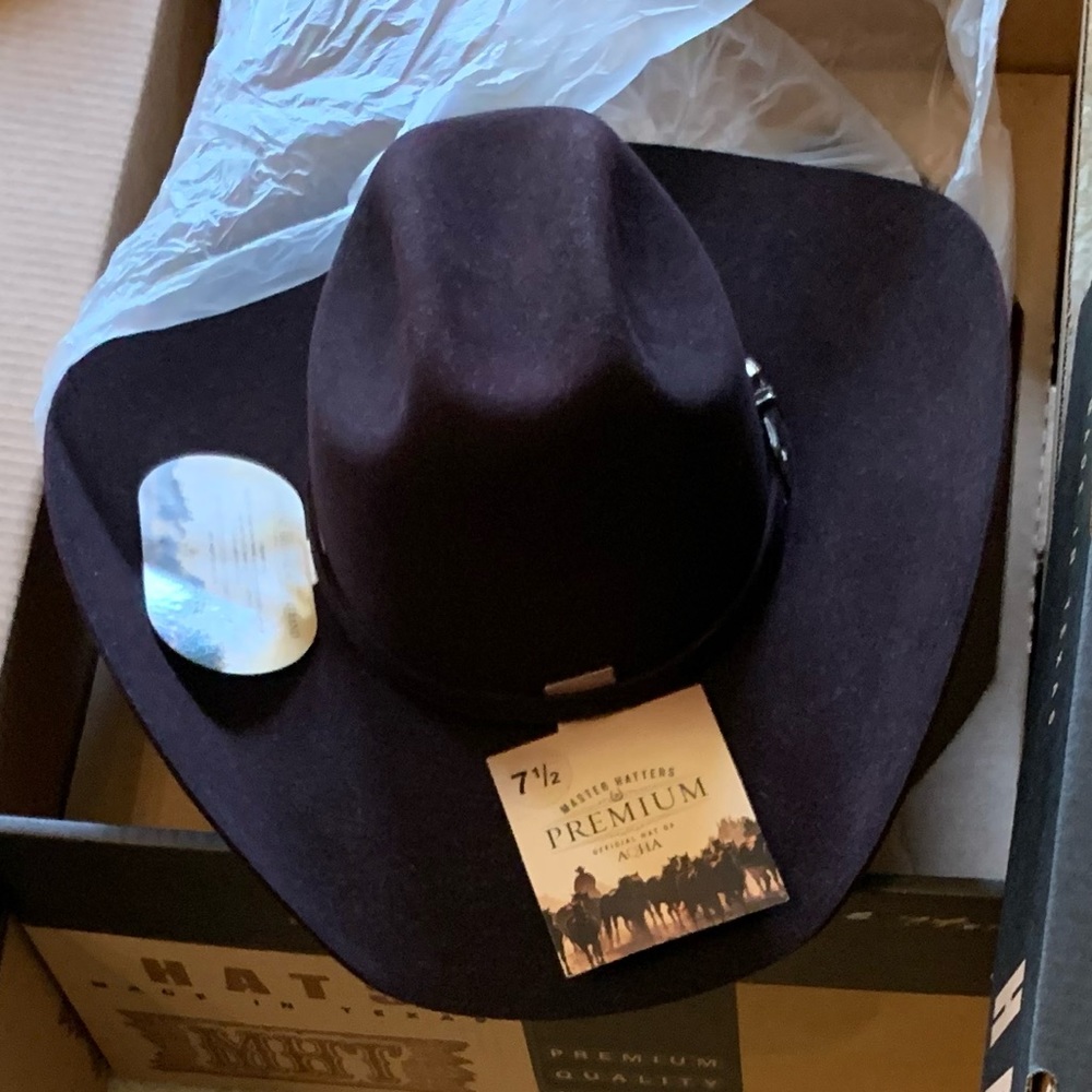 Premium 10x Western Hat